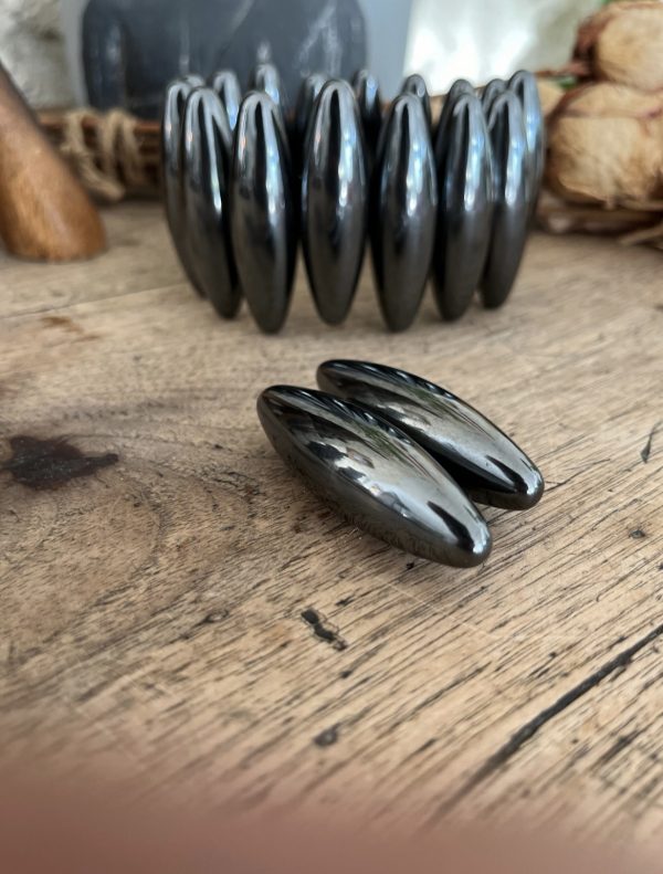 Pierre d’Hématite Magnétique – Force & Protection
