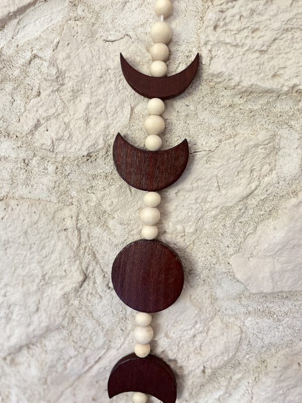 Suspension en bois et perles – Déco bohème naturelle – Image 15