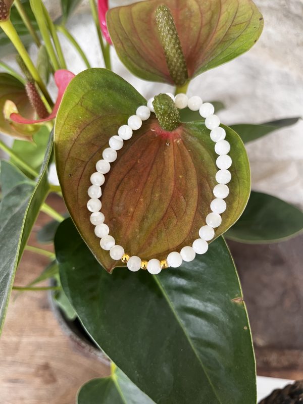 Bracelet en nacre – Protection, intuition et énergie lunaire – Image 3
