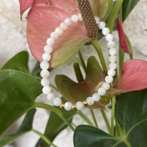 Bracelet en nacre – Protection, intuition et énergie lunaire