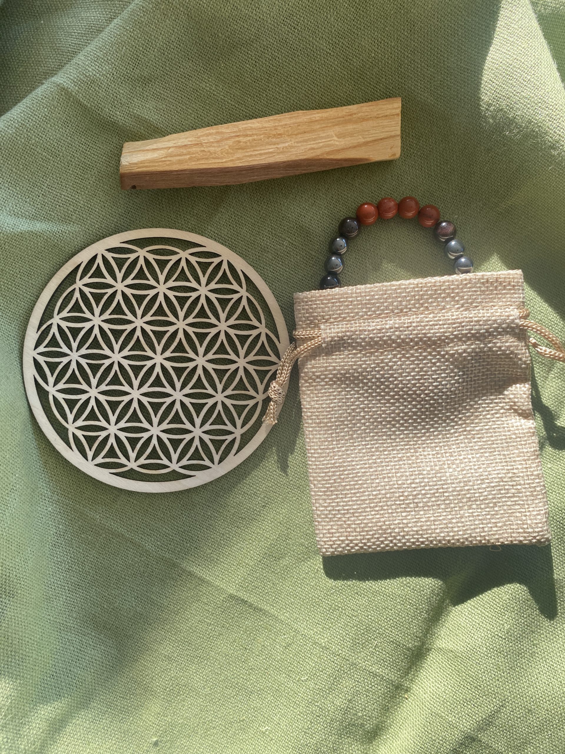 Bracelet Chakra Racine – Pierres Naturelles pour Ancrage et Bien-Être”. – Image 7