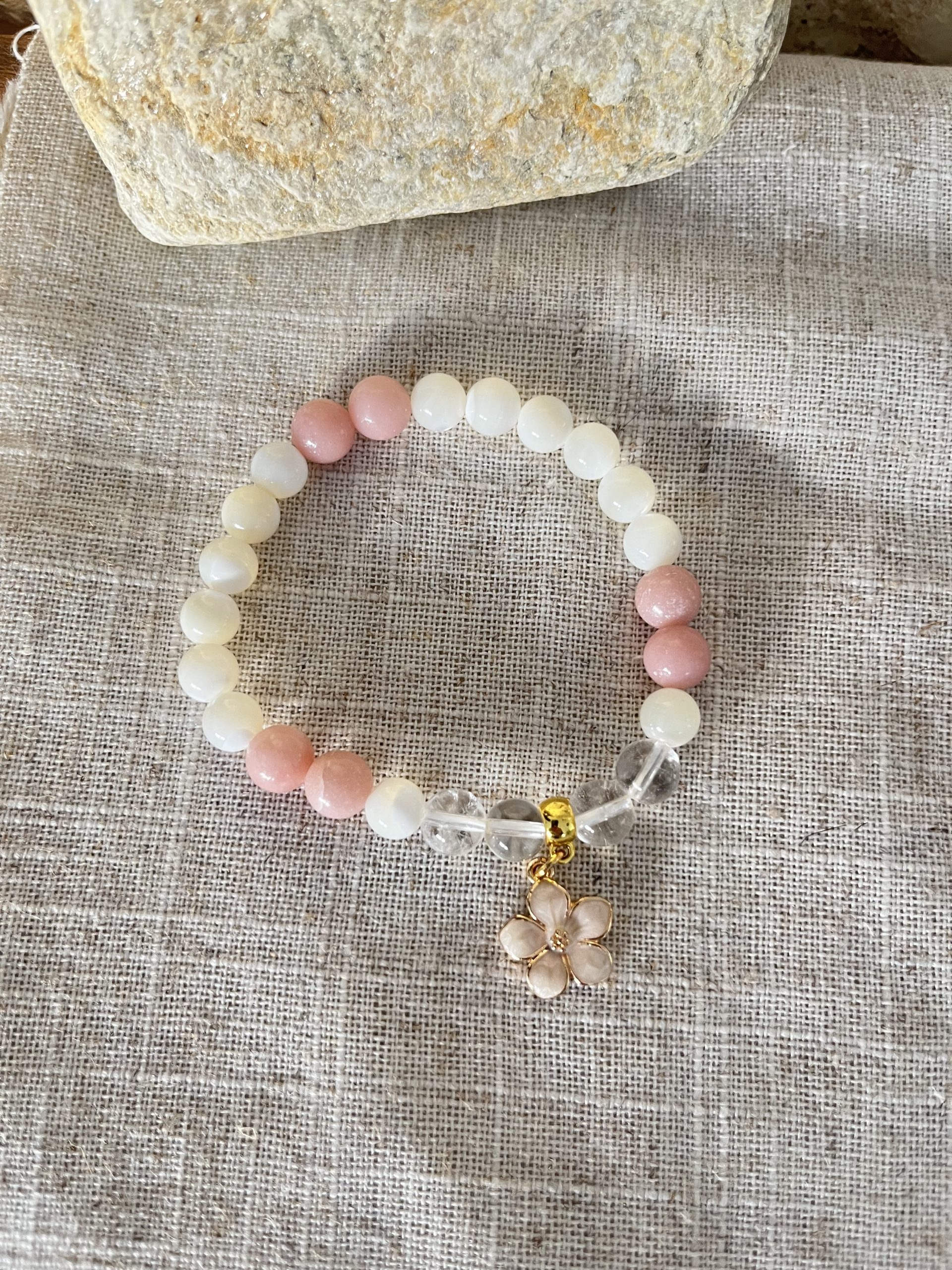 Bracelet Opale & Pierre de Lune avec Cristal de Roche – Douceur, intuition et clarté
